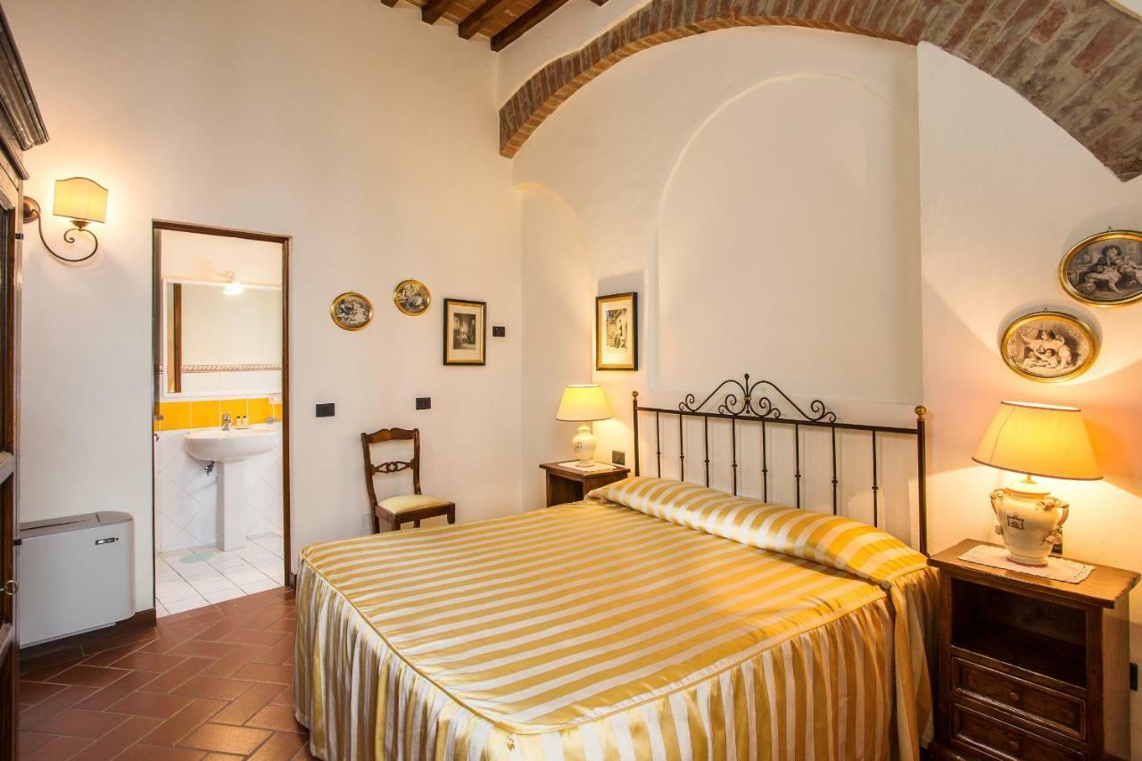 Castello Di Fulignano Isalfredo Ground Floor Apartment سان جيمينيانو المظهر الخارجي الصورة