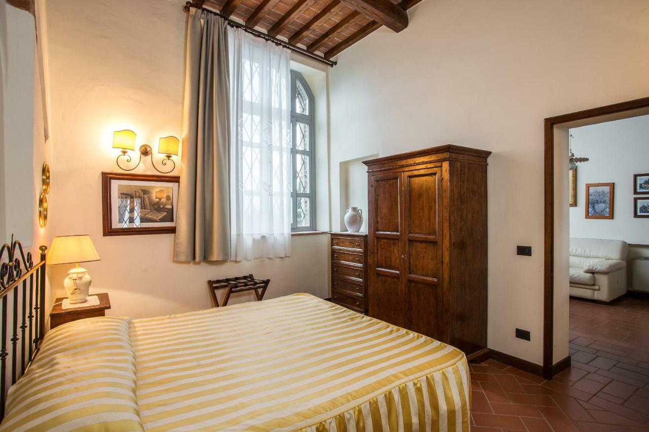 Castello Di Fulignano Isalfredo Ground Floor Apartment سان جيمينيانو المظهر الخارجي الصورة