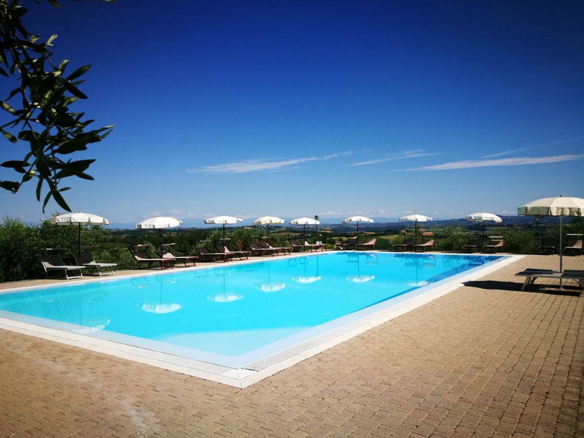 Castello Di Fulignano Isalfredo Ground Floor Apartment سان جيمينيانو المظهر الخارجي الصورة